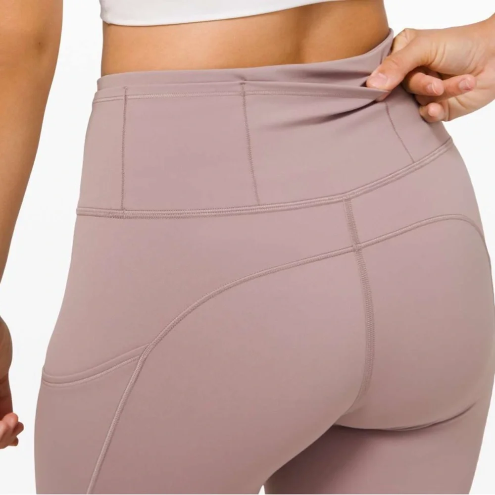 Lululemon Fast and Free Tight II 25" *Non-Reflective Nulux - violet verbena - Picture 3 of 6